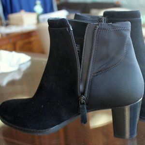 Black Suede Rockports Booties-WIde Heel